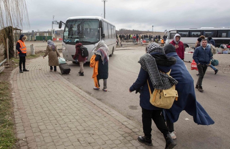 “It’s those who are against war that have to deal with its consequences”. How volunteers help Ukrainian refugees in Russia