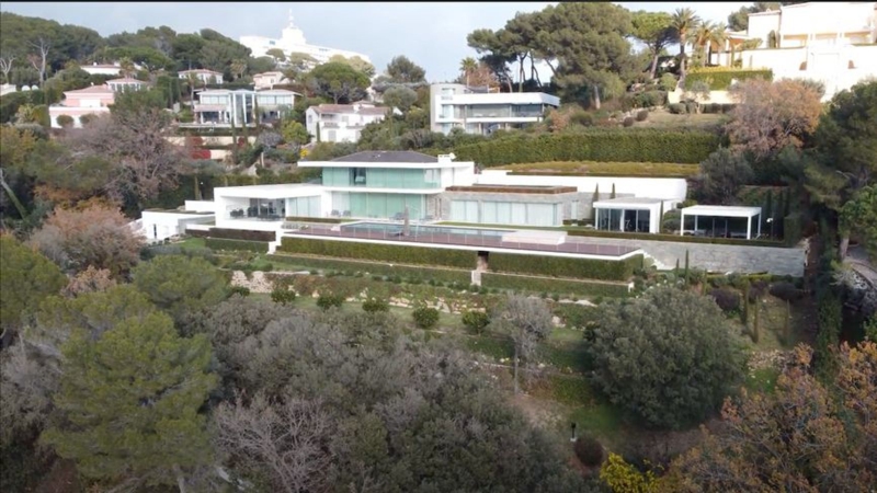 Palme d’Oil: Gazprom Neft CEO avoids sanctions, buys mansion in French Riviera