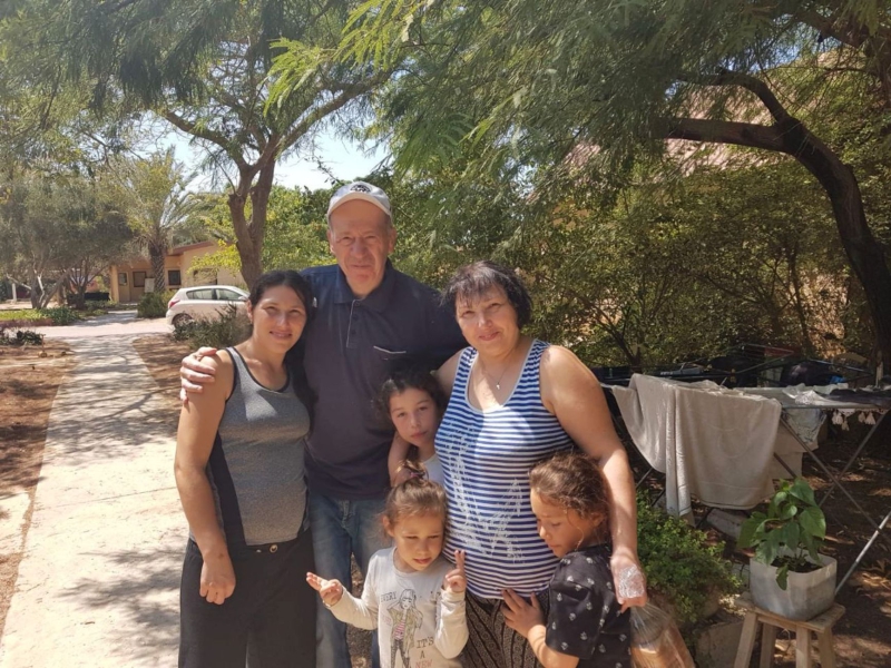 “Terrorists looked for children by following the sound of their screams”: How Russian-speaking families in Israel are surviving the war