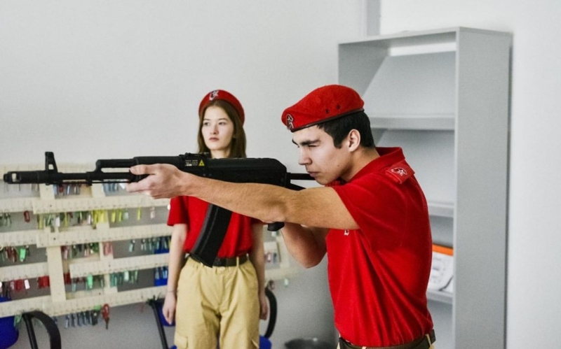“The teacher said we invaded to cleanse them of Nazis”: Inside Russia’s classroom campaign against Ukraine