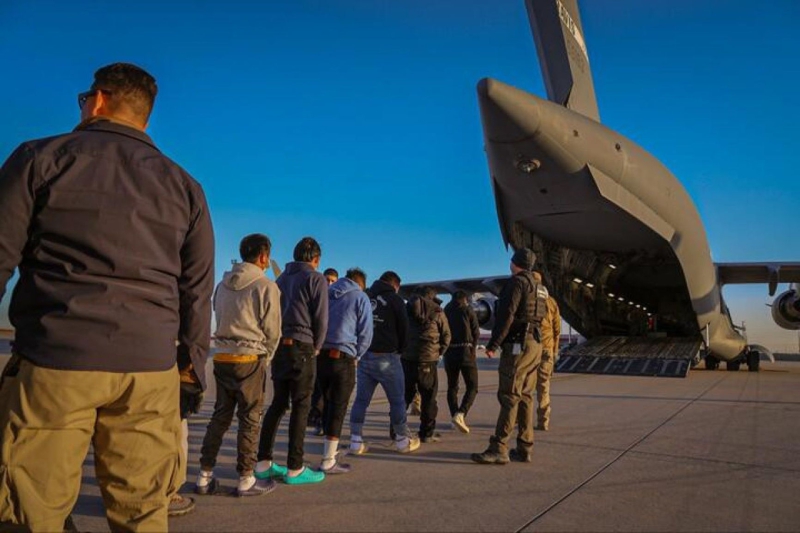 “The officer made it clear we were being deported”: How Trump’s anti-immigration policies impacted Russian asylum seekers