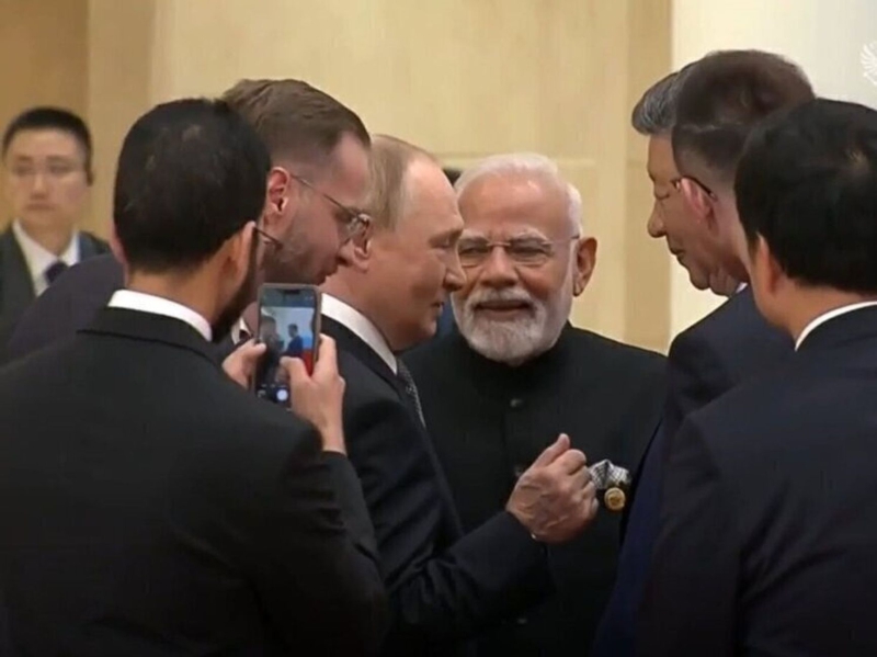 Between the elephant and the dragon: The pomp and circumstance of Putin’s trip to China