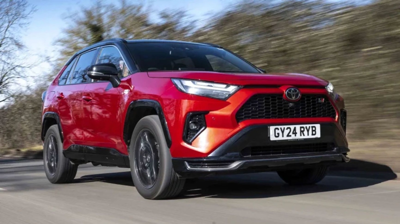 Back to the 1990s: Russians are being forced to choose between overpriced foreign cars and locally assembled scrap metal