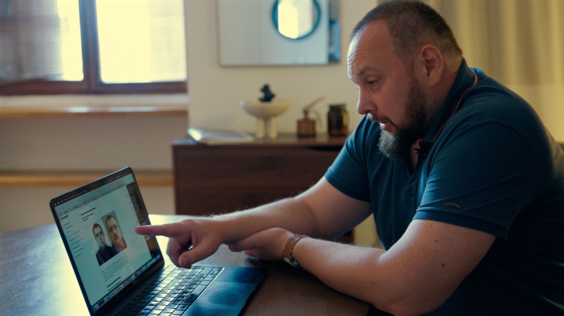 “Our people poisoned Navalny”: Former FSB officer on surveilling opposition figures and running black ops in Russia and Ukraine