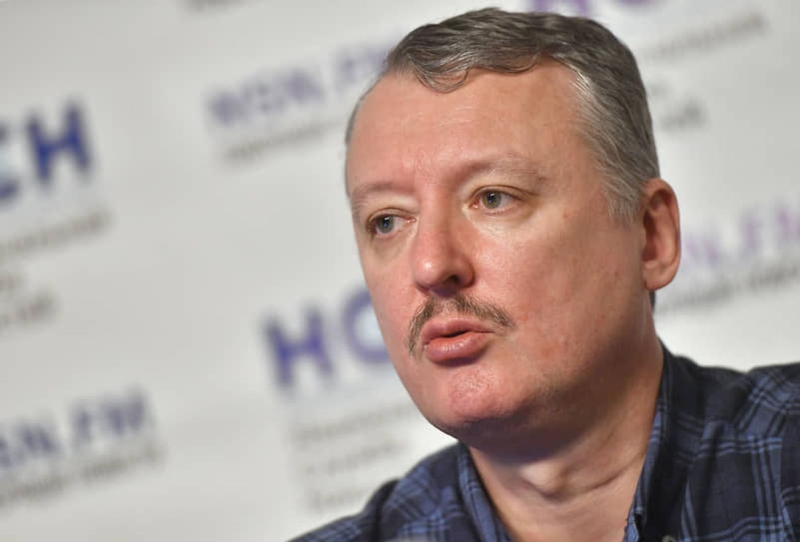 “Our people poisoned Navalny”: Former FSB officer on surveilling opposition figures and running black ops in Russia and Ukraine