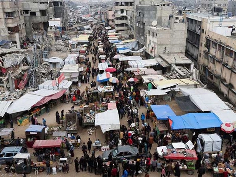Tents, dirty water, and medicine shortages: Life in the Gaza Strip after the ceasefire