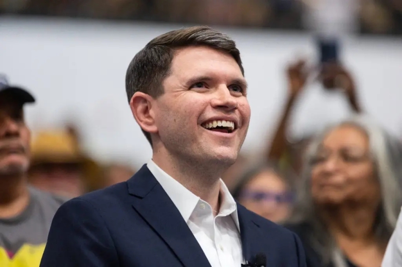 The loyalty test: Trump&rsquo;s purge of moderate Republicans is an electoral gift to the Democrats